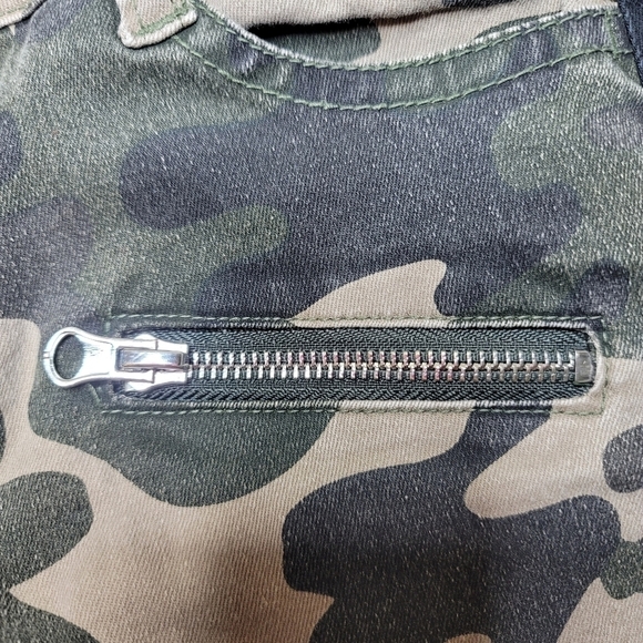 Redfox Jeans Stretch Camo Skinny Jeans Women's Size Medium - Picture 8 of 14